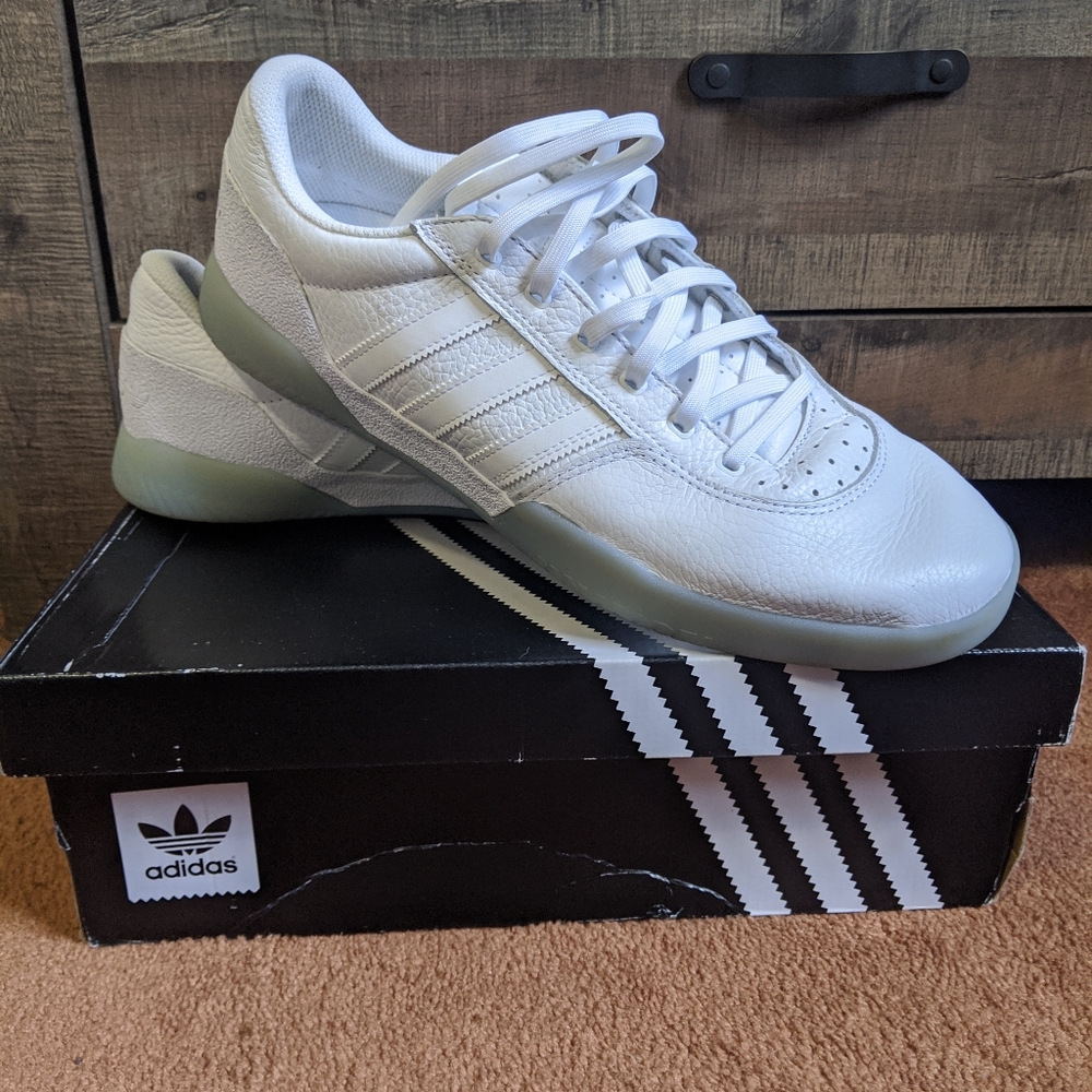 Adidas city cup sz 12